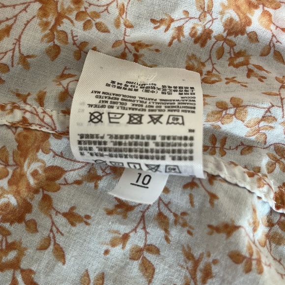 NWOT uniqlo collared button down long sleeve blouse floral print - Picture 6 of 8